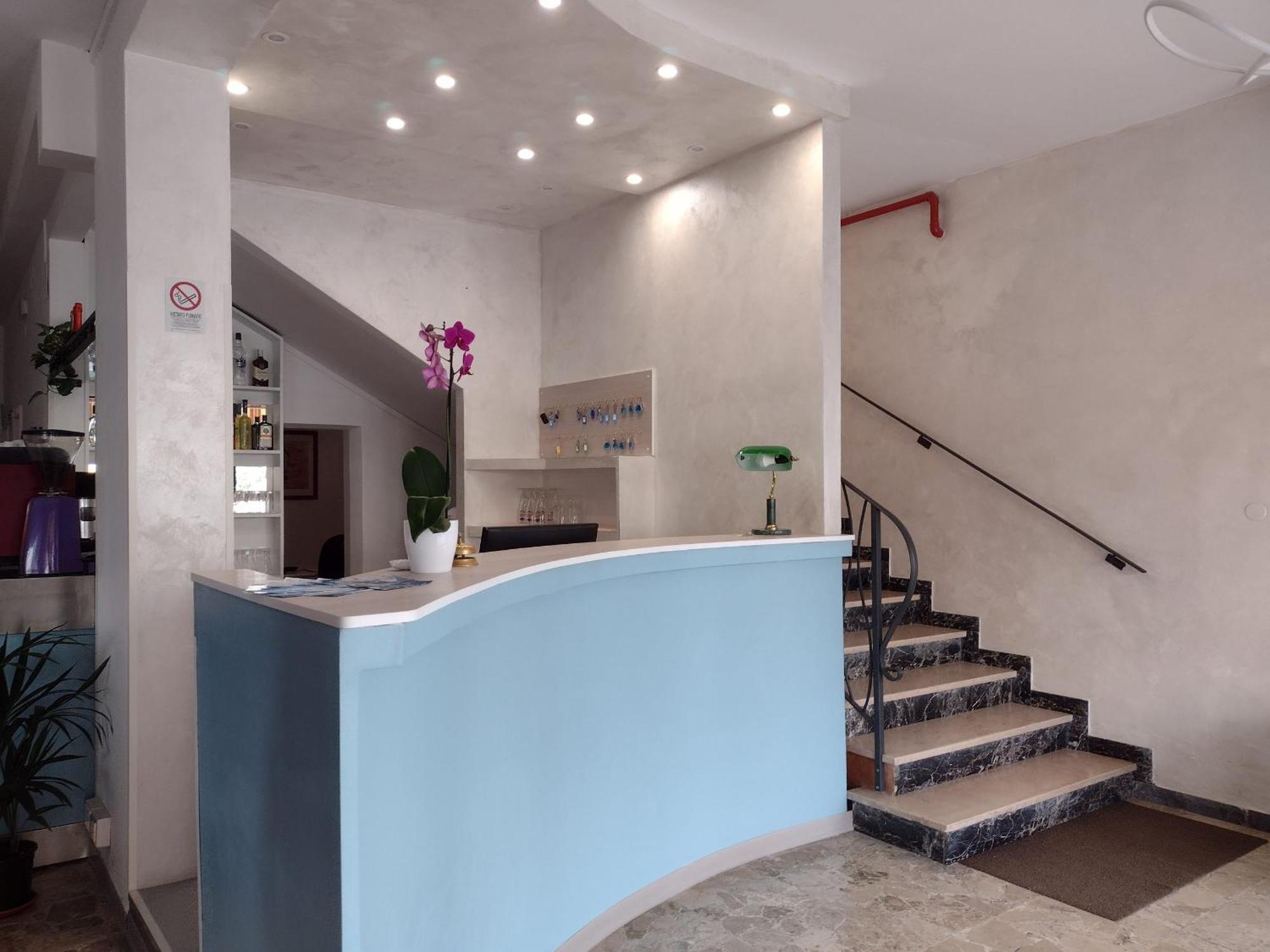 Hotel Le Ali Римини Экстерьер фото